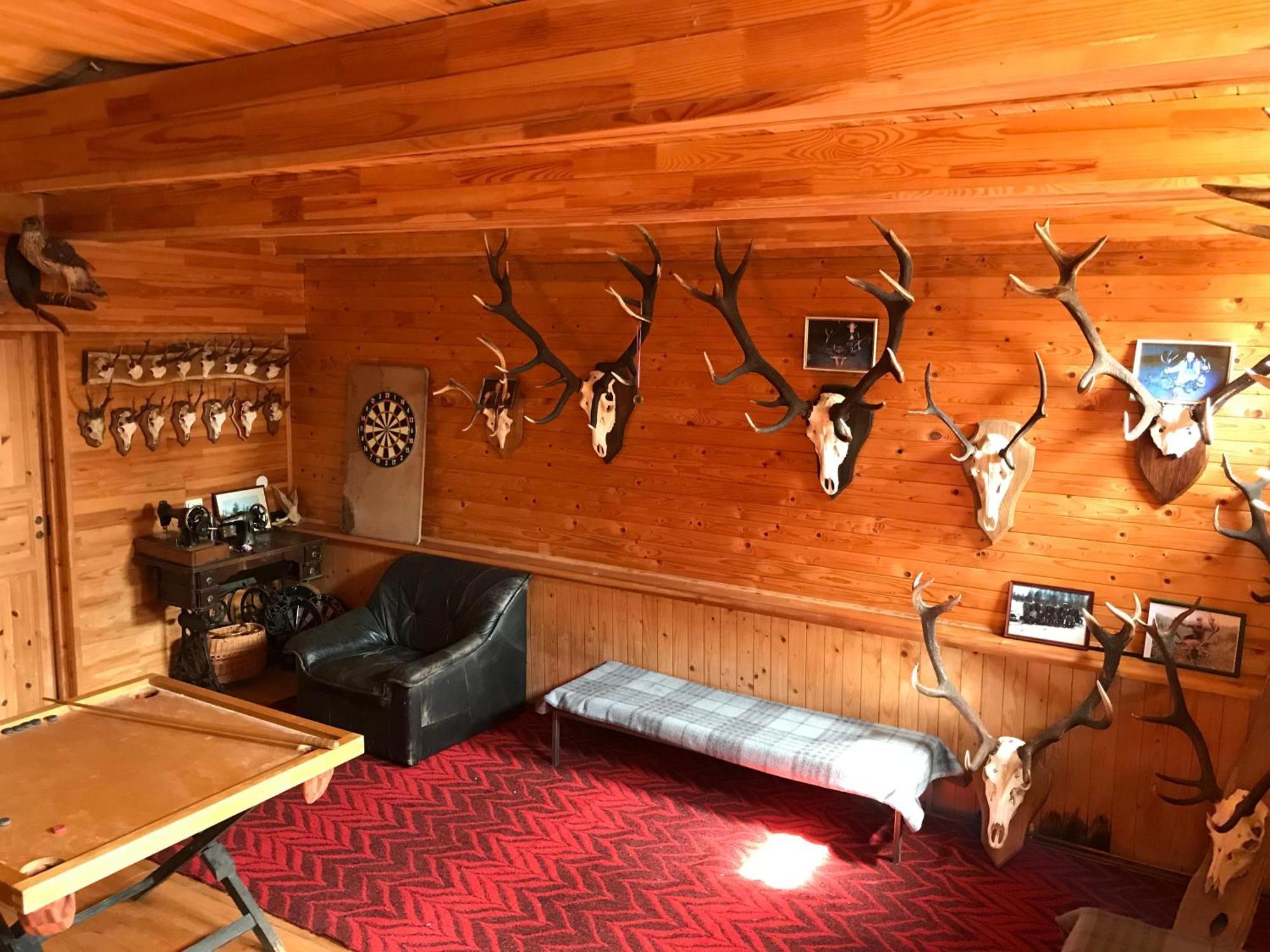 Pilskalni Hotel Ivande Bagian luar foto